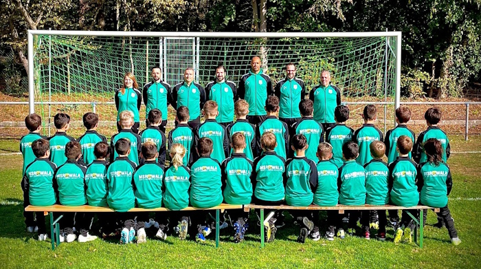 SGO E-Junioren // NEUE TRAININGSANZÜGE DANK SPONSOR