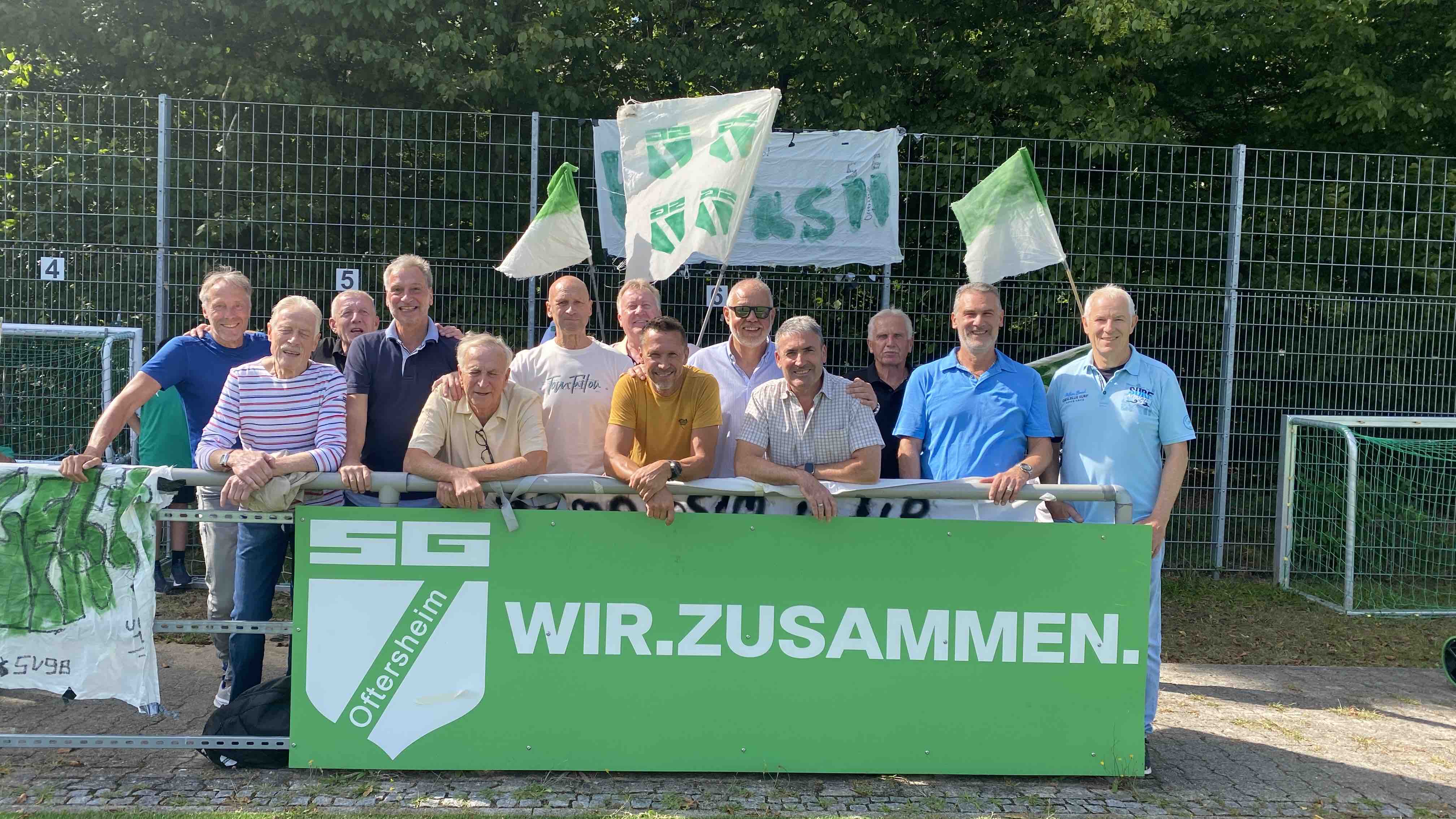 Meistermannschaft 1986/87 besuchte die alte Wirkungsstätte….